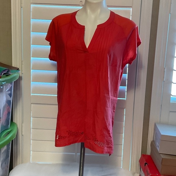 Chic Red Women's Blouse - Picture 1 of 9